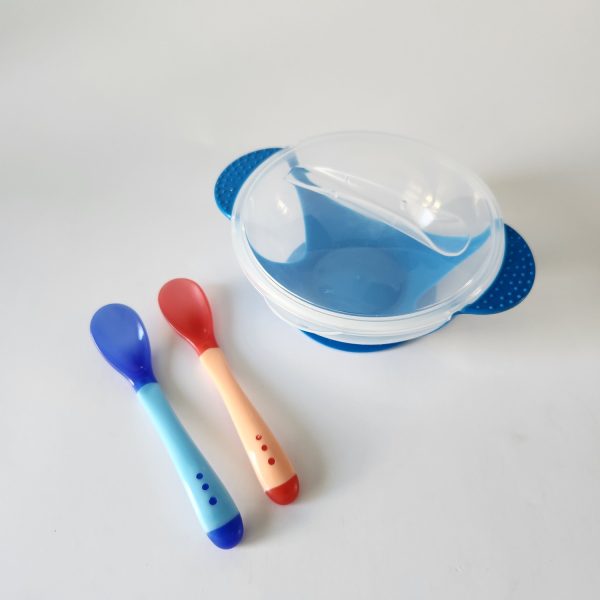 Plato plastico con tapa + cuchara AZUL